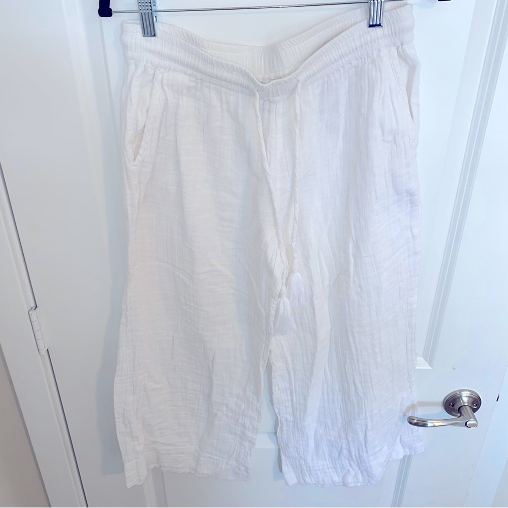 Tommy Bahama white linen cropped pants